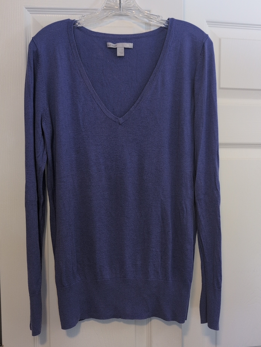 Old Navy Women's Periwinkle V-Neck Sweater